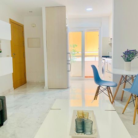 Homely Malaga Parras Con Terraza Interior Y Parking Privado Bajo Suplemento Eksteriør billede