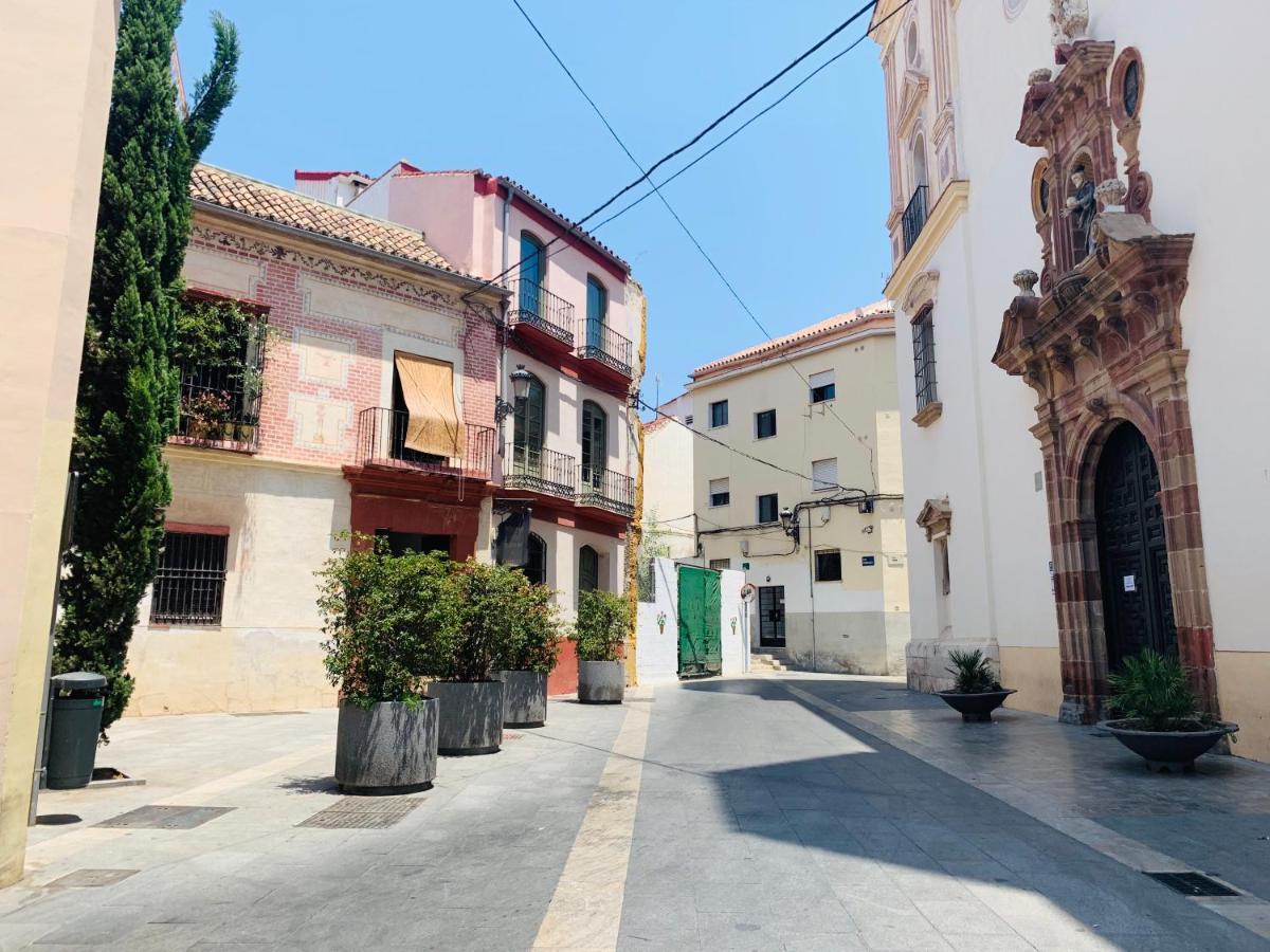 Homely Malaga Parras Con Terraza Interior Y Parking Privado Bajo Suplemento Eksteriør billede
