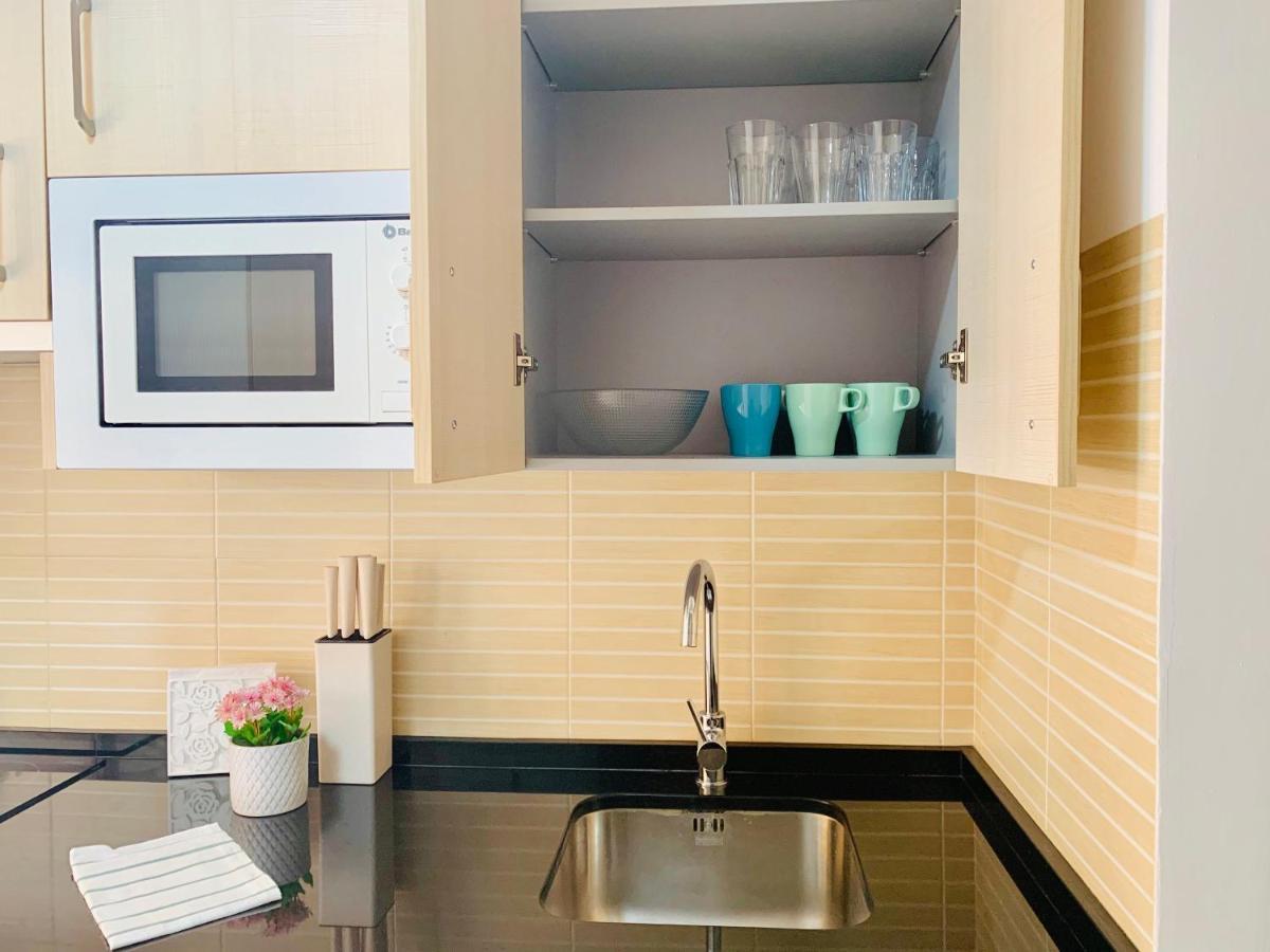 Homely Malaga Parras Con Terraza Interior Y Parking Privado Bajo Suplemento Eksteriør billede